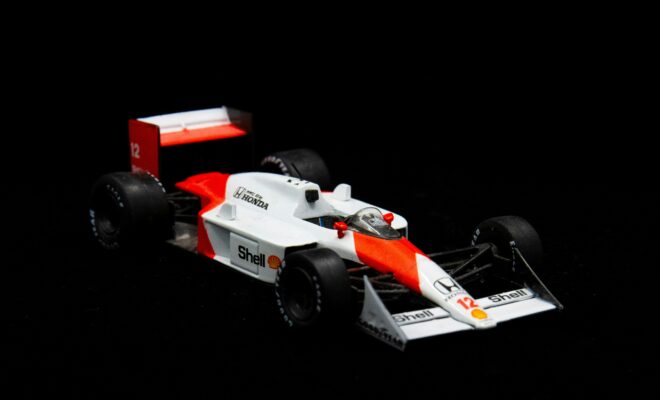 McLaren Racing Honda.